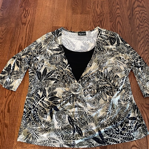 MAGGIE BARNES 2 in 1 look blouse top Leaf motif 3/4 sleeve front ring accent 3X - Picture 12 of 13